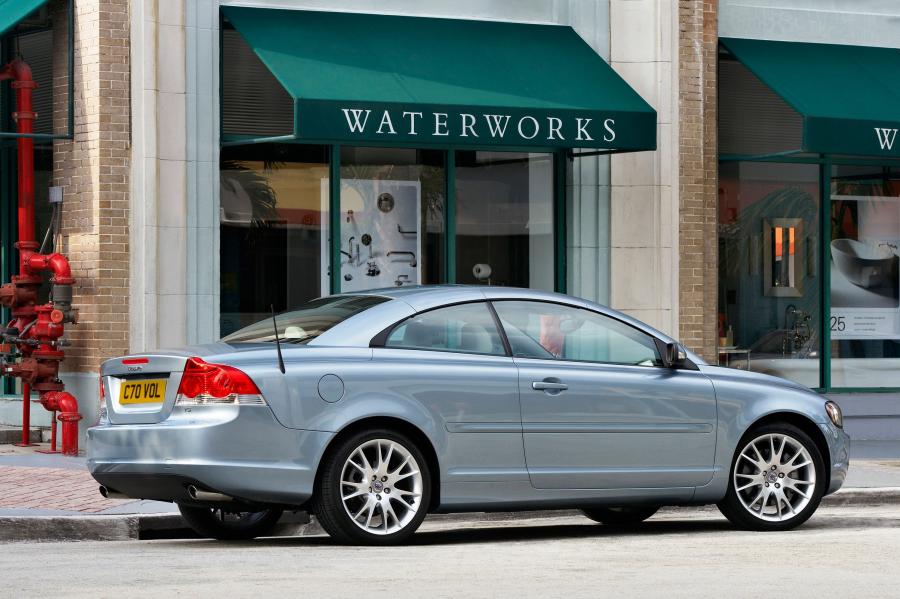  Volvo C70 T5 2005 года  (фото 46 из 93)